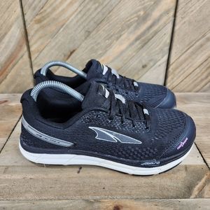 Altra Intuition 4 Womens Athletic Running Shoes Size 7 Black White AFW1735F-6